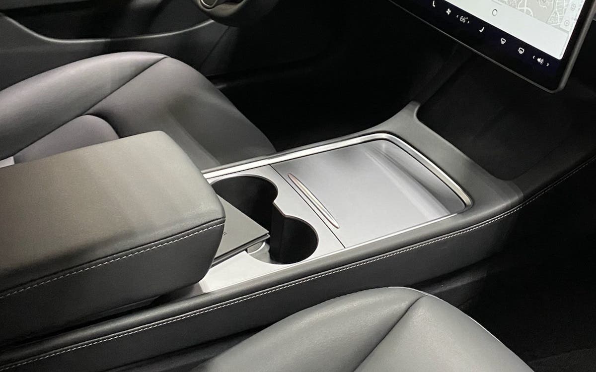 También lo son las nuevas ruedas y el nuevo interior del Tesla Model 3 2021 - Curiosity - Hybrid and Electric